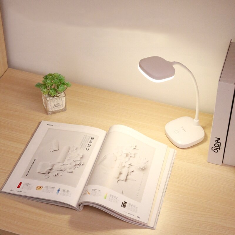 YAGE YG-T034 Rechargeable Desk Lamp