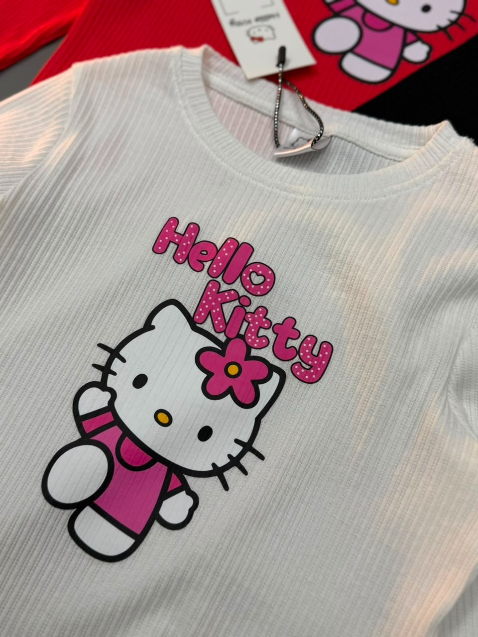Hello Kitty T-Shirt - Image 8